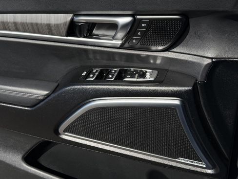 Used 2023 Kia Telluride SX image 22