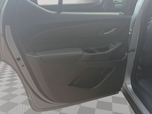 Used 2024 Chevrolet Traverse RS FWD image 10