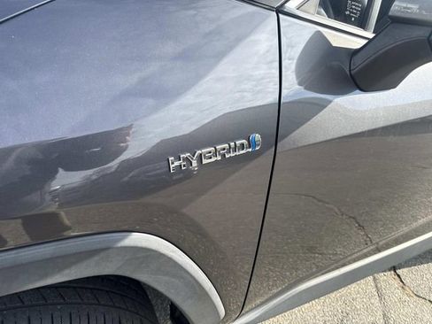 Used 2019 Toyota RAV4 Limited image 14