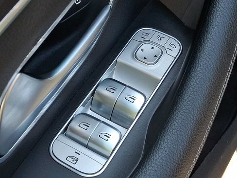 Certified 2023 Mercedes-Benz GLE 350 4MATIC image 21