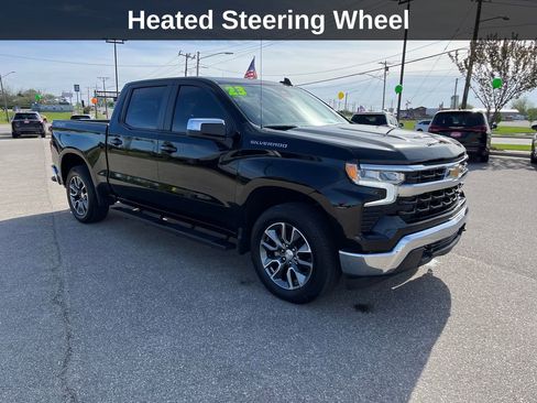 Used 2023 Chevrolet Silverado 1500 LT w/ Convenience Package II AWD/4WD image 16