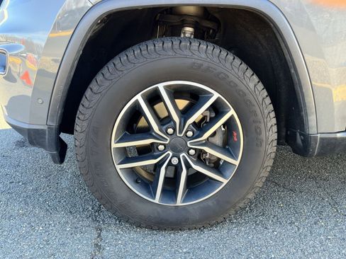 Used 2019 Jeep Grand Cherokee Trailhawk w/ Trailhawk Luxury Group image 12