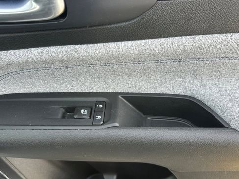 Used 2024 Jeep Compass Latitude image 21