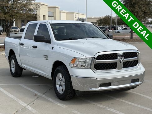 Used 2023 RAM 1500 Classic SLT w/ Electronics Group image 4