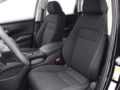 Used 2025 Honda HR-V LX image 16