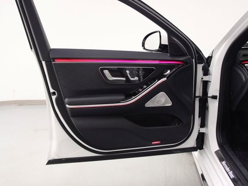 New 2026 Mercedes-Benz S 580 4MATIC Sedan image 14