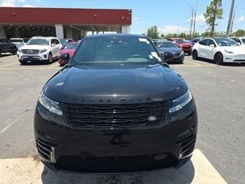 Used 2025 Land Rover Range Rover Velar Dynamic SE AWD/4WD image 9