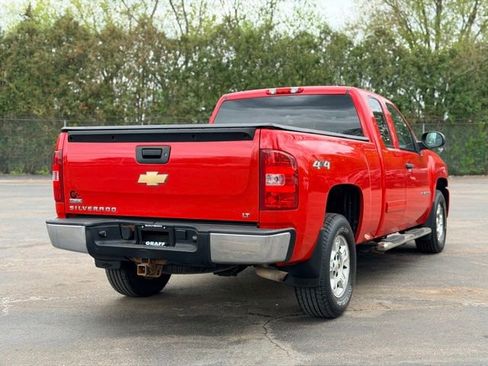 Used 2009 Chevrolet Silverado 1500 LT w/ Power Pack Plus AWD/4WD image 3
