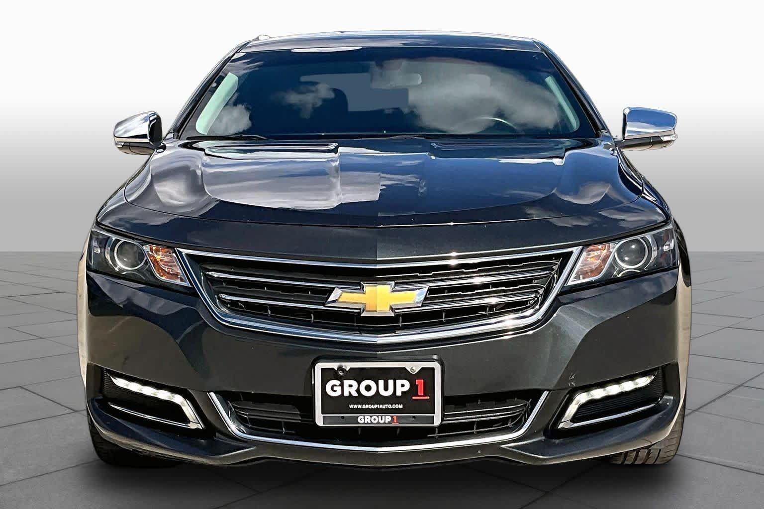 Used 2019 Chevrolet Impala LT FWD image 3