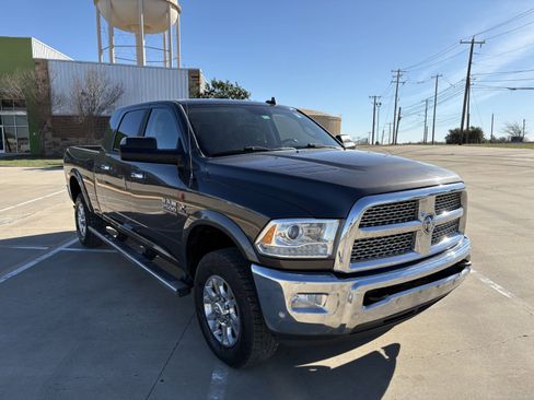 Used 2017 RAM 2500 Laramie image 7