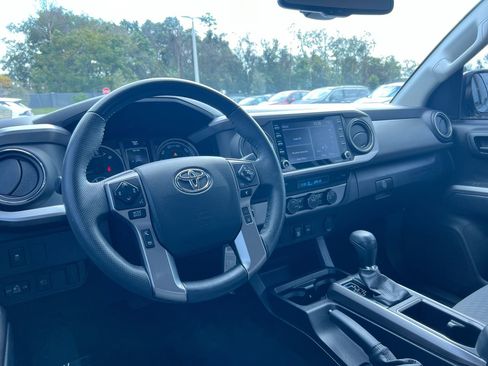 Used 2022 Toyota Tacoma SR5 image 28