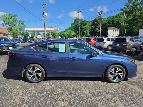 Used 2020 Subaru Legacy Premium AWD/4WD image 4
