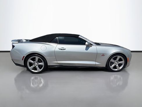 Used 2017 Chevrolet Camaro SS RWD image 3