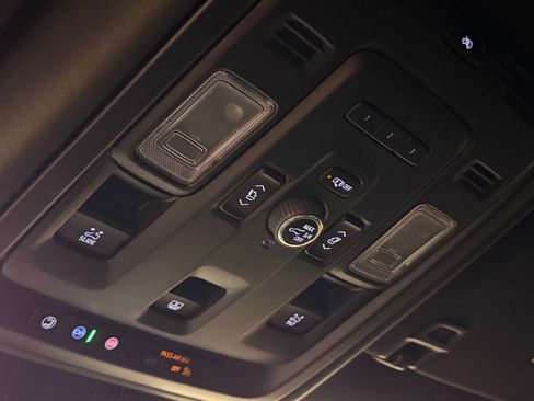 Used 2023 Cadillac Escalade Sport AWD/4WD image 26