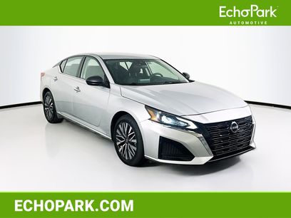 Used 2024 Nissan Altima 2.5 SV