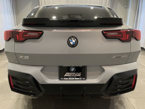 New 2026 BMW X2 xDrive28i w/ Technology Package AWD/4WD image 5