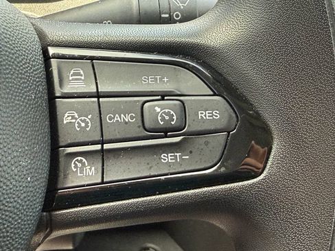 Used 2025 RAM ProMaster 2500 w/ Safety Group FWD image 19