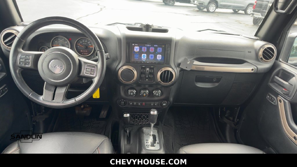 Used 2016 Jeep Wrangler Unlimited Sahara AWD/4WD image 14