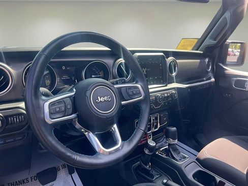 Used 2022 Jeep Wrangler Unlimited Rubicon 4xe w/ Cold Weather Group image 13