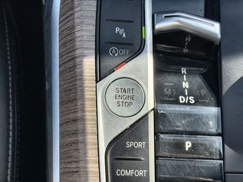 Used 2025 BMW 330i Sedan image 16