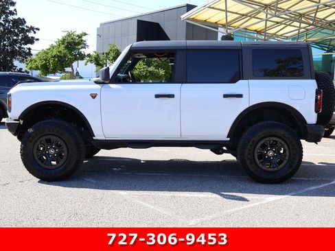 Used 2022 Ford Bronco Badlands w/ Sasquatch Package image 5
