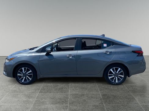 Used 2025 Nissan Versa SV w/ Trunk Package FWD image 2