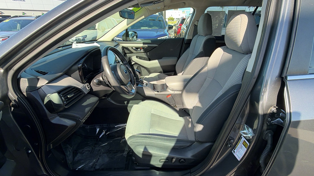 Certified 2025 Subaru Outback Premium AWD/4WD image 17