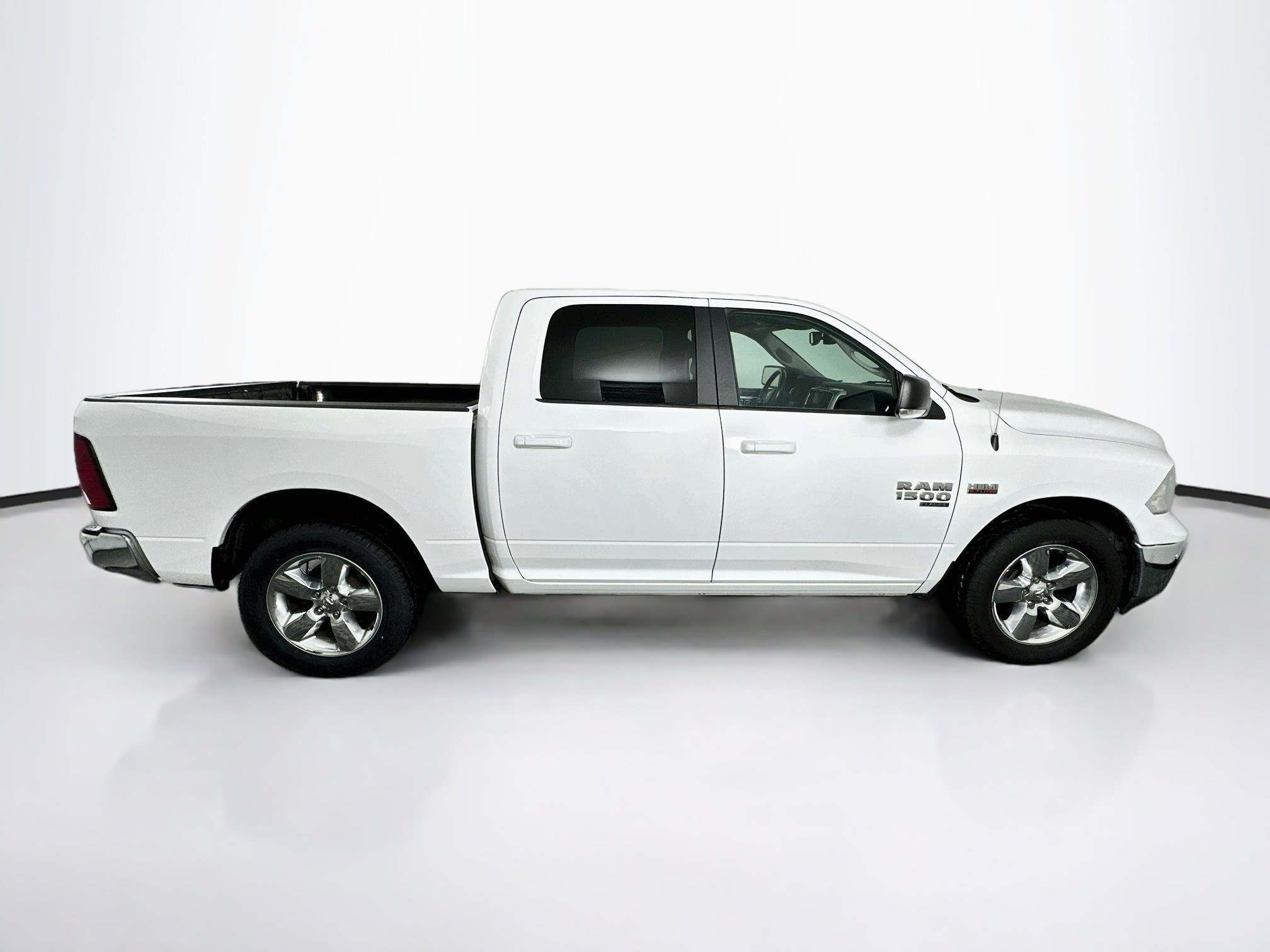 Used 2019 RAM 1500 Lone Star RWD image 10