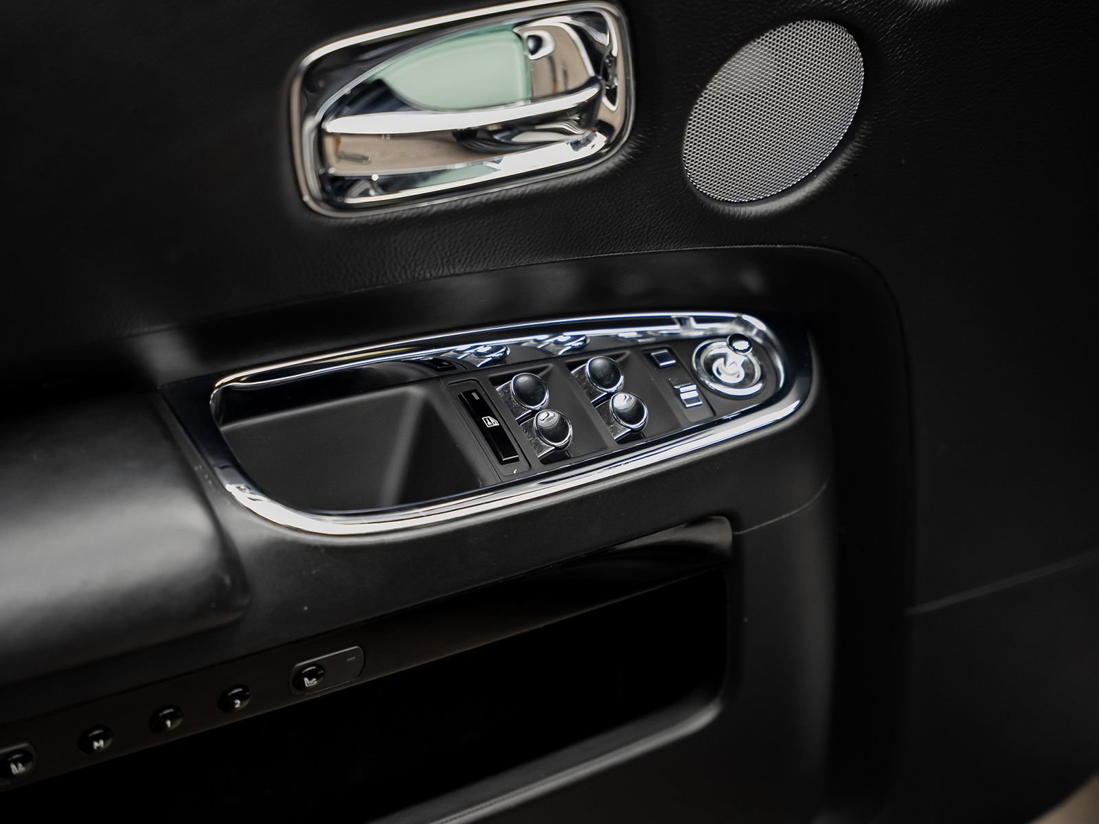 Used 2011 Rolls-Royce Ghost RWD image 64