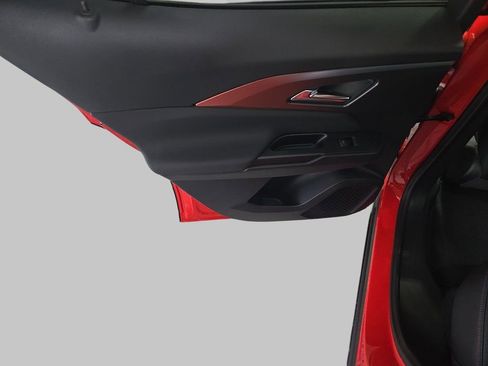 New 2025 Chevrolet Equinox EV RS w/ Convenience Package II FWD image 17