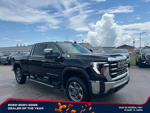 New 2026 GMC Sierra 2500 SLT w/ SLT Premium Package AWD/4WD image 2