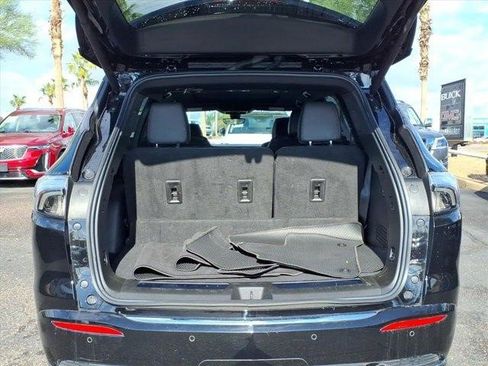 Certified 2024 Buick Enclave Avenir w/ Avenir Technology Package image 12