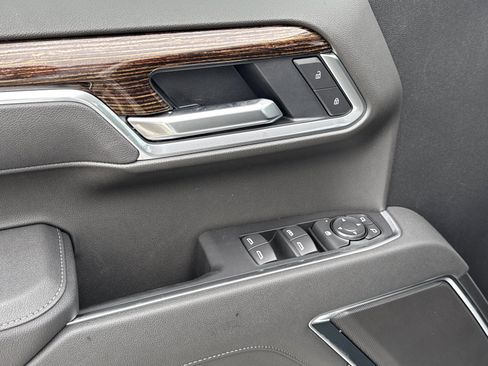 New 2026 GMC Sierra 1500 SLE image 26