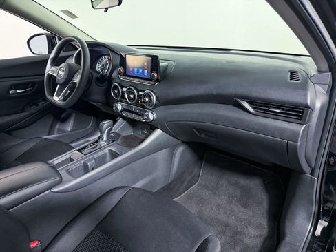Certified 2021 Nissan Sentra S image 12