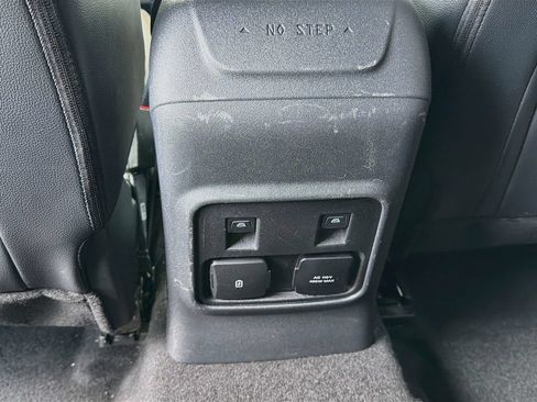 Used 2023 Ford Bronco Outer Banks AWD/4WD image 28