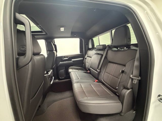 Certified 2024 Chevrolet Silverado 2500 High Country w/ High Country Premium Package AWD/4WD image 23