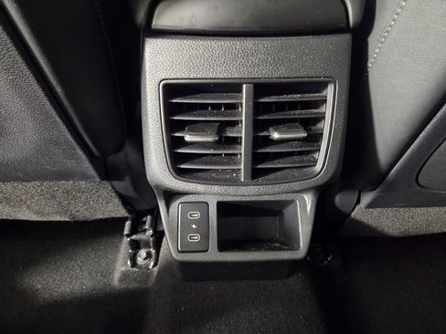 Used 2024 Kia Seltos EX FWD image 25