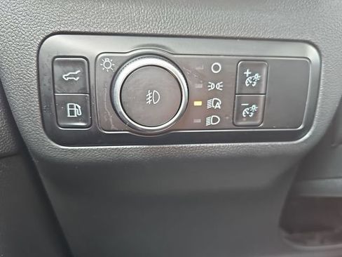 Used 2023 Ford Escape ST-Line Select AWD/4WD image 19