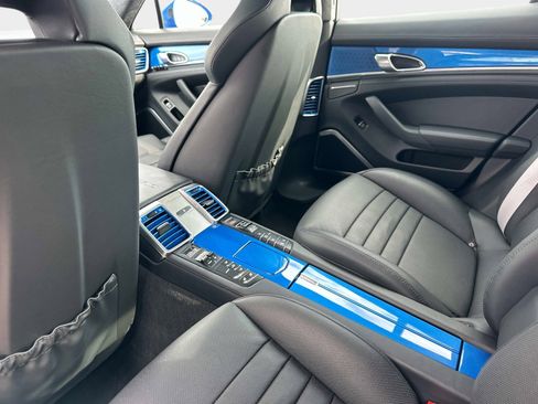 Used 2015 Porsche Panamera GTS image 15
