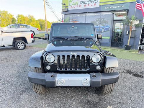 Used 2015 Jeep Wrangler Unlimited Sahara w/ Dual Top Group image 2