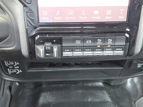 New 2026 RAM 2500 Tradesman AWD/4WD image 15
