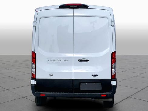 Used 2025 Ford Transit 250 148 Medium Roof Extended AWD image 5
