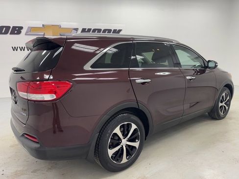 Used 2017 Kia Sorento EX w/ EX V6 Premium Package image 5
