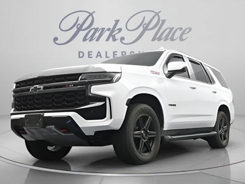 Used 2022 Chevrolet Tahoe Z71 w/ Luxury Package AWD/4WD image 28