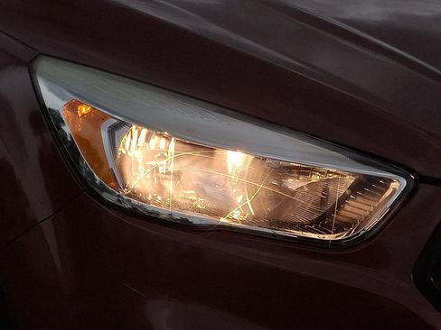 Used 2017 Ford Escape S FWD image 9