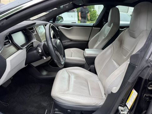 Used 2015 Tesla Model S 70D AWD/4WD image 14