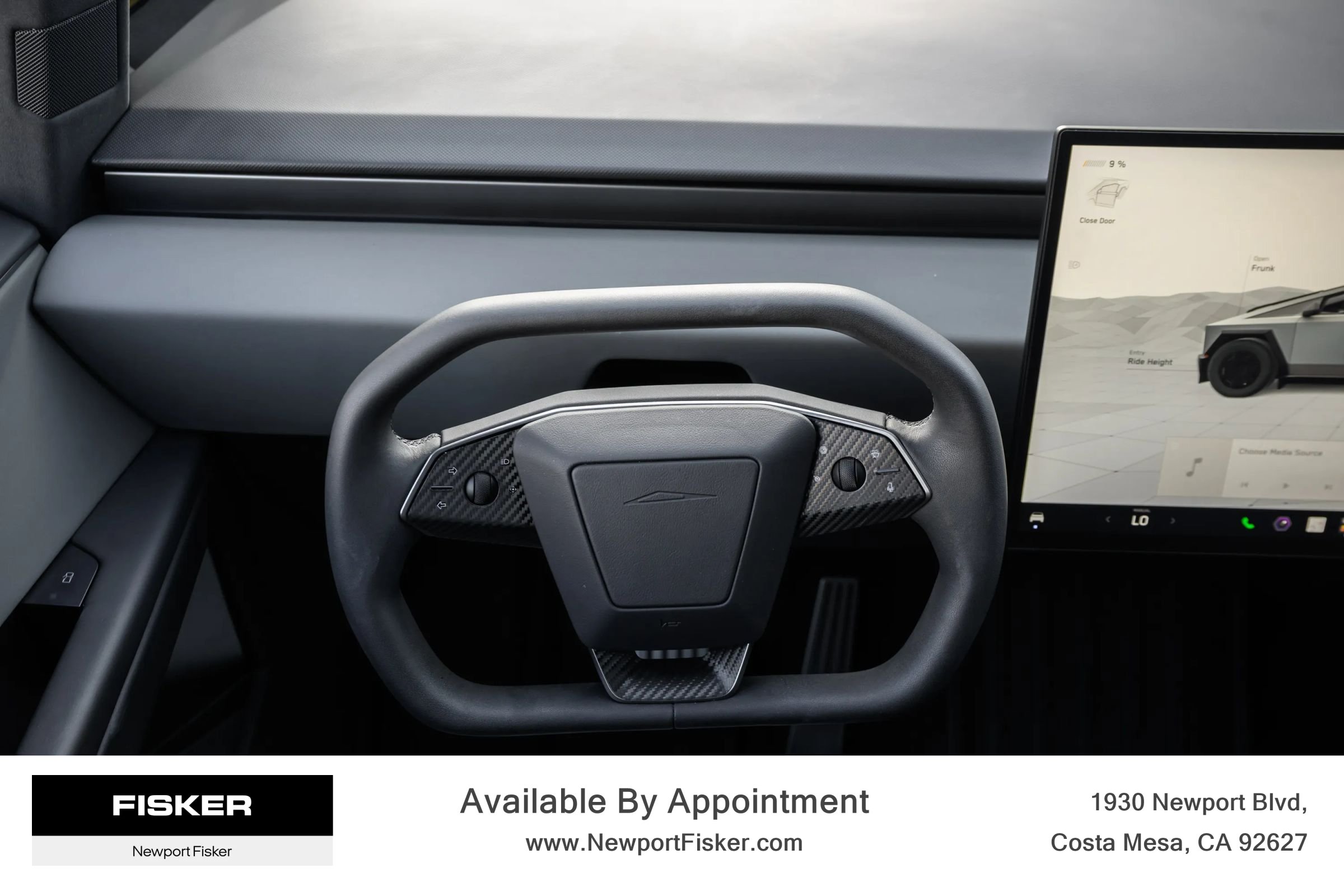 Used 2024 Tesla Cybertruck AWD Crew Cab image 21