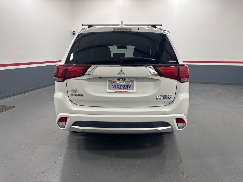 Used 2018 Mitsubishi Outlander SEL AWD/4WD image 8