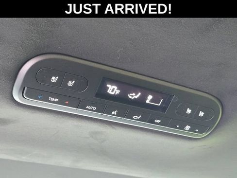 Used 2026 Hyundai Palisade Calligraphy AWD/4WD image 11