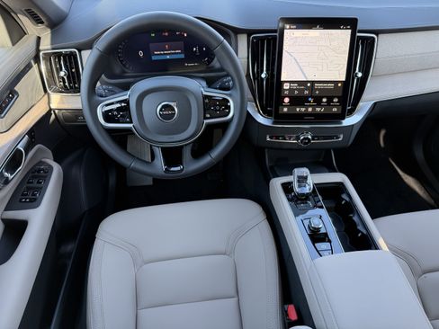 New 2026 Volvo XC90 B6 Plus w/ Protection Package image 13